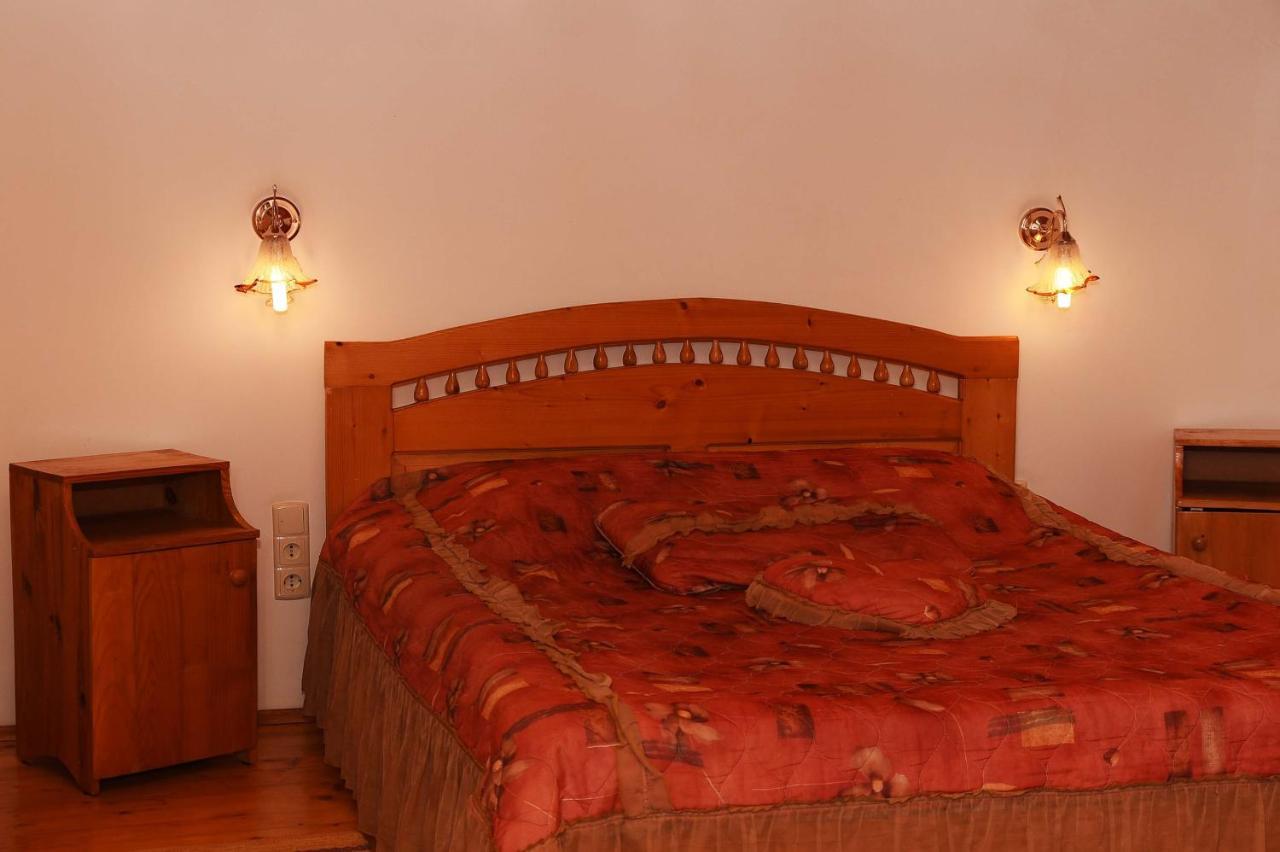Oskolok Dovbusha Mini-Hotel Yaremche Exterior foto