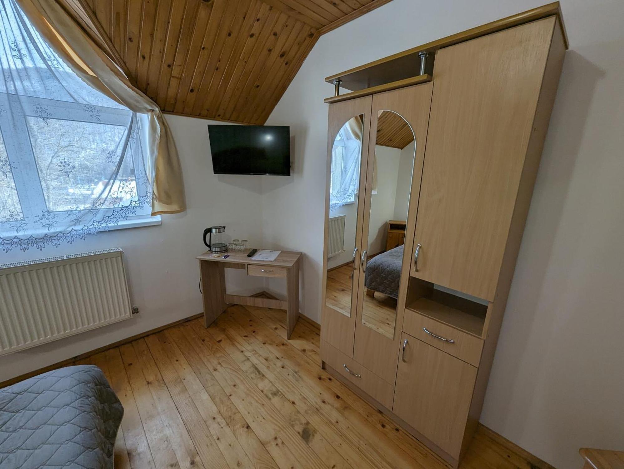 Oskolok Dovbusha Mini-Hotel Yaremche Exterior foto